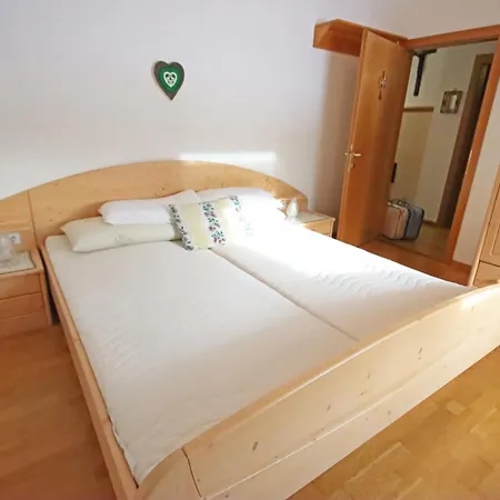 Aurturist S Candido Roulette San Candido Room photo