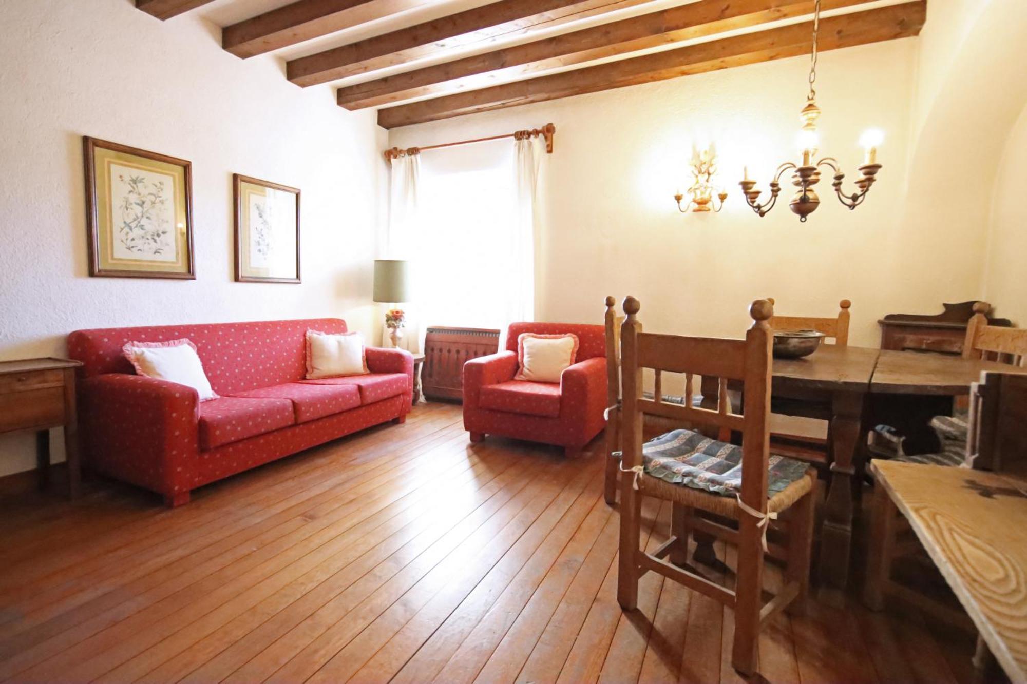 Aurturist S Candido Roulette Apartment